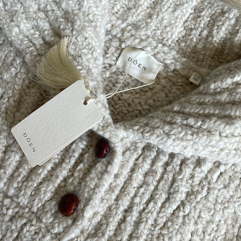 NWT Doen Evita Henley Sweater. Size XS. - Picture 3 of 8
